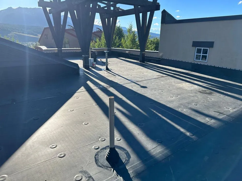 Slide of Leo's Roofing and Remodeling