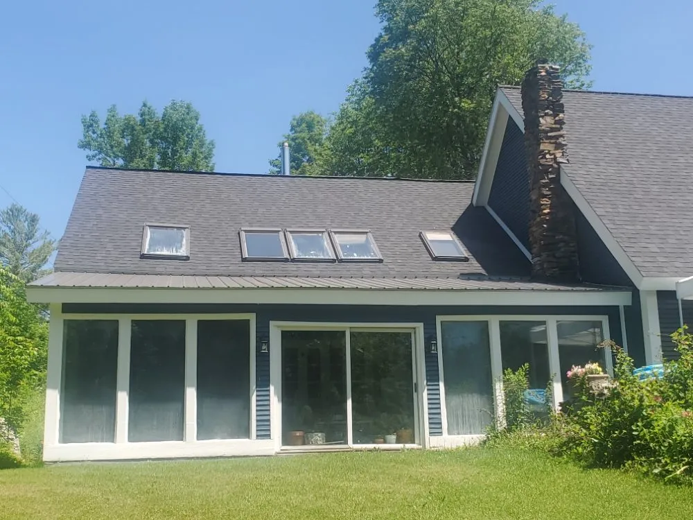 Slide of Leo's Roofing