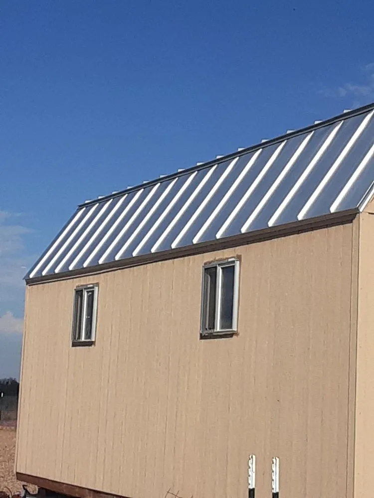 Slide of Leo's S & S Roofing