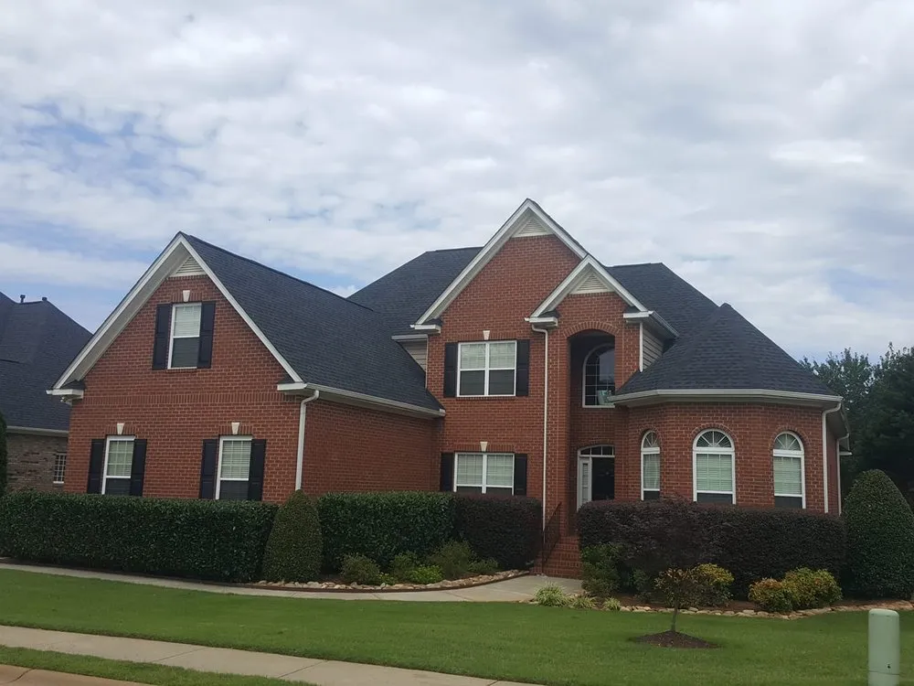 Slide of LEP Construction & Roofing