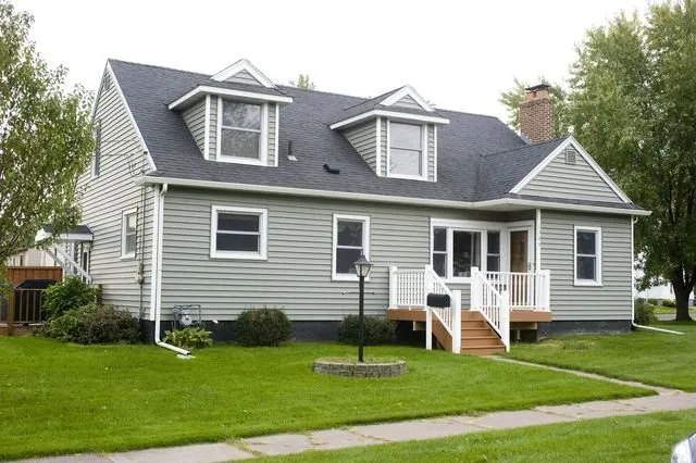 Slide of Les Grumdahl Window & Siding