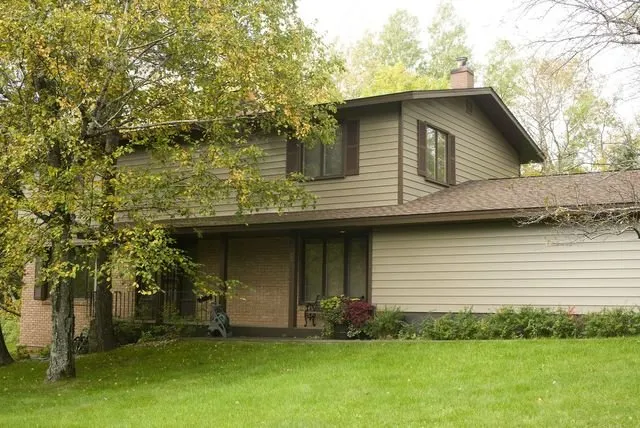 Slide of Les Grumdahl Window & Siding