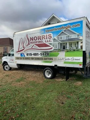 Les Norris Roofing Logo