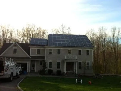 Slide of Leslie Roofing