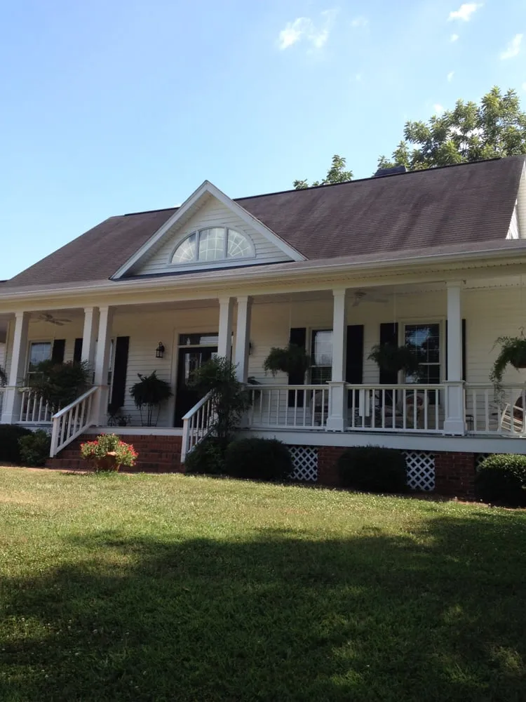 Slide of Leslies Roofing