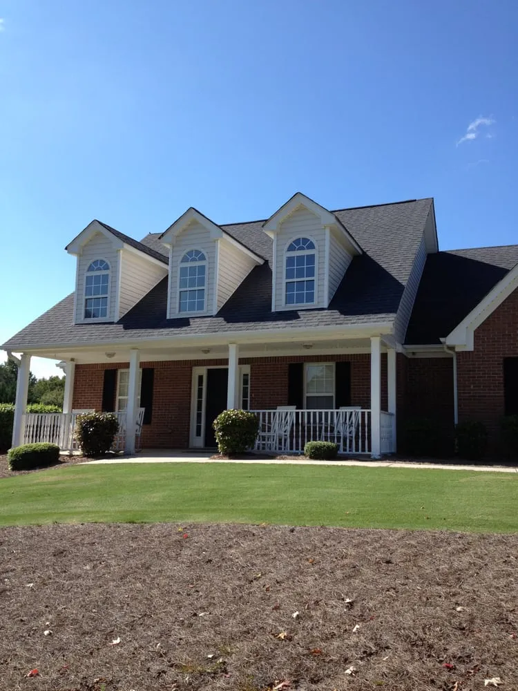 Slide of Leslies Roofing