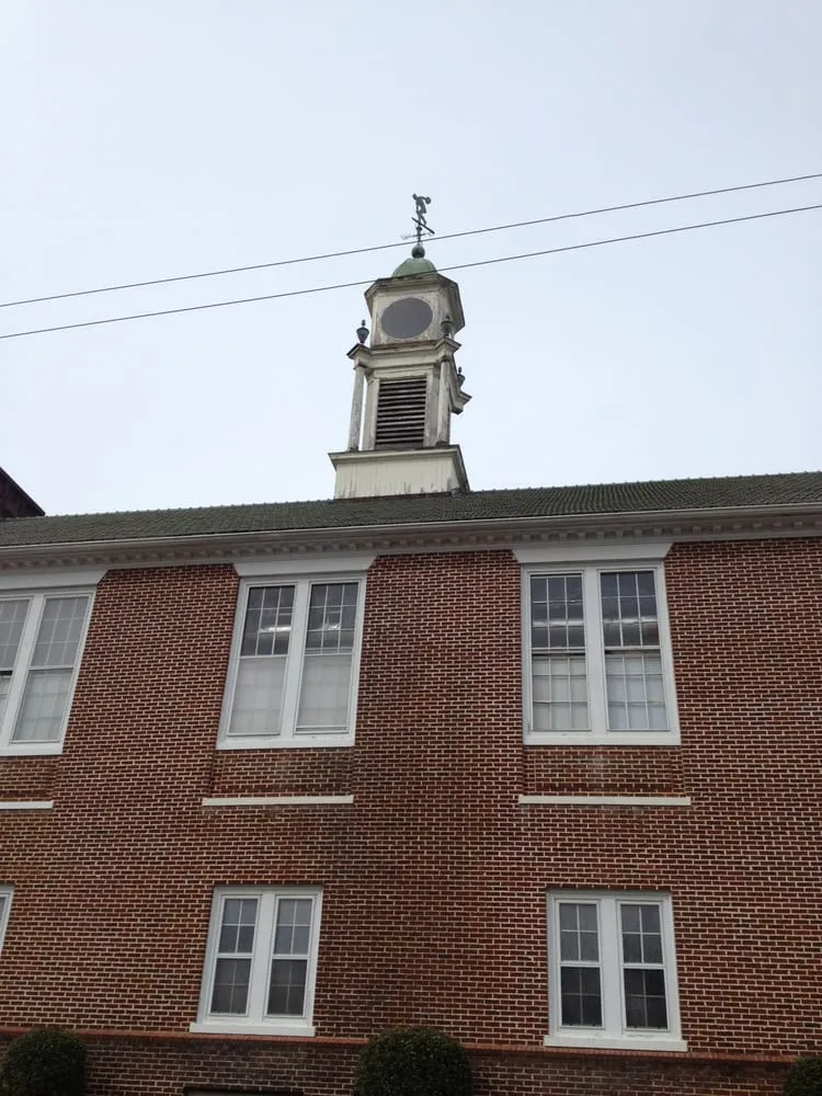 Slide of Leslies Roofing