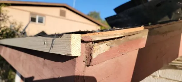 Level 5 Roofing Logo