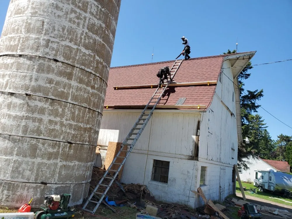 Slide of Level Edge Construction