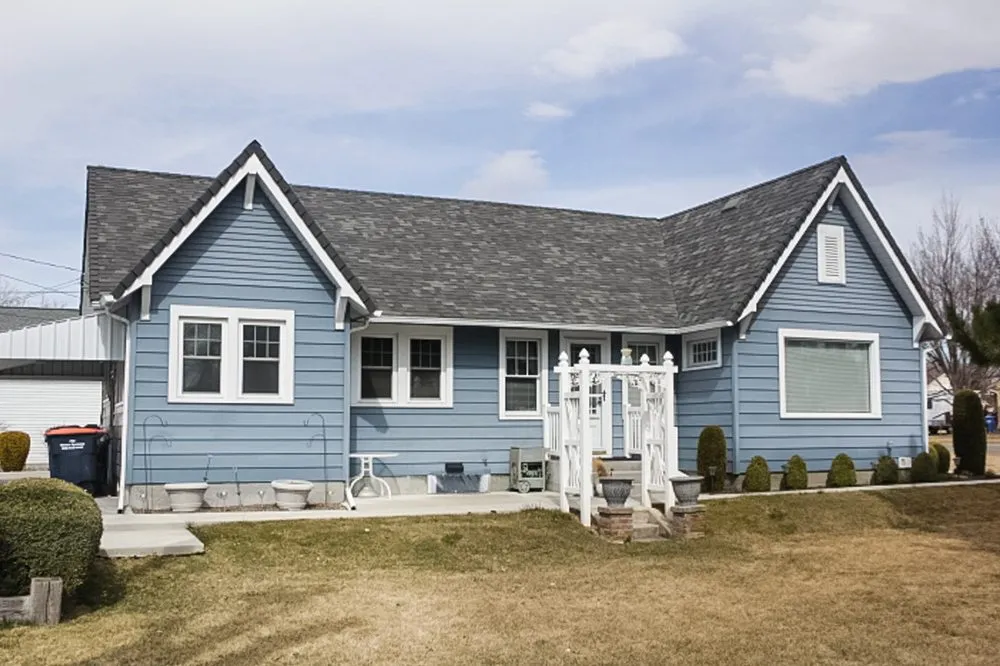 Slide of Lewis Roofing