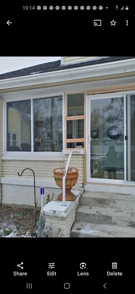 Slide of Leyvas' Construction