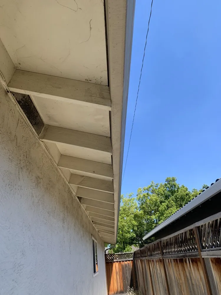 Slide of LFG Roofing