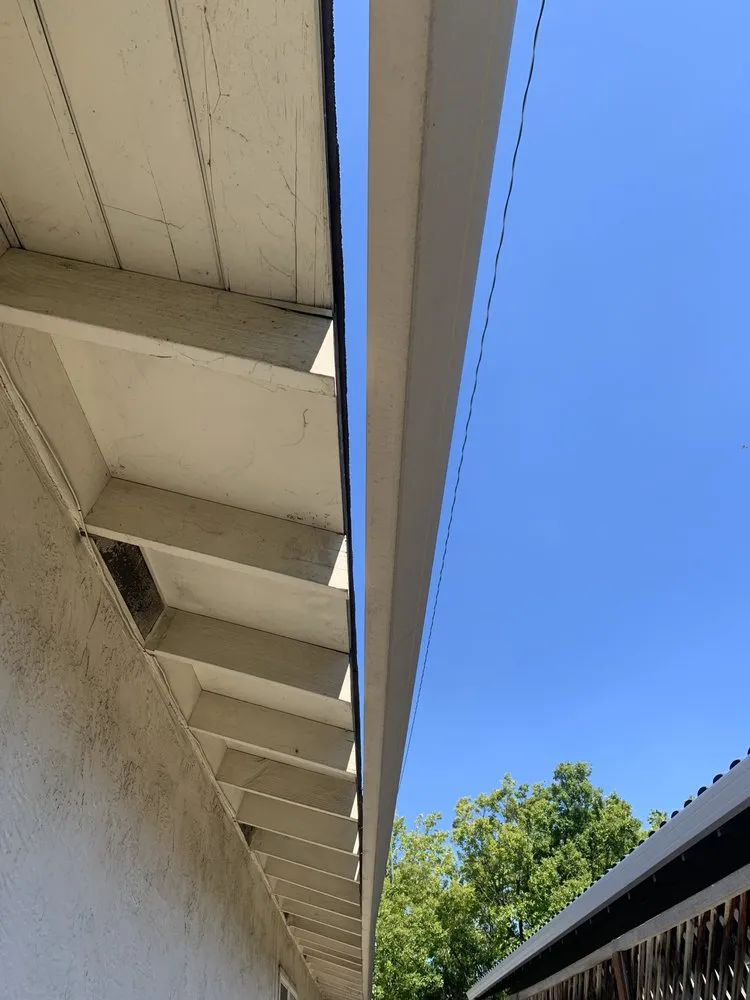 Slide of LFG Roofing