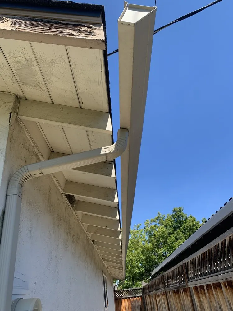 Slide of LFG Roofing