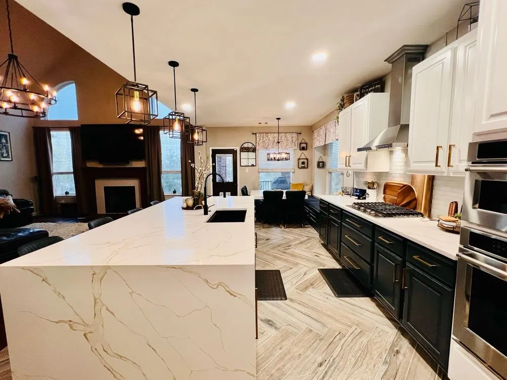 Slide of LFM Construction & Remodeling