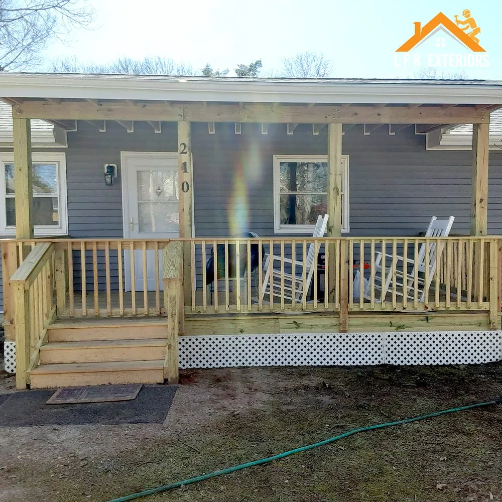 Professional shingle roofing service experts serving Bayville, NJ - LFR Exteriors