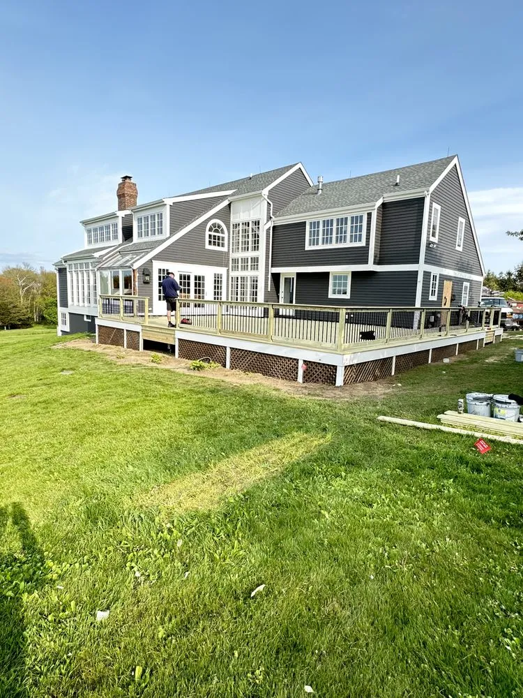 Slide of LG Builders