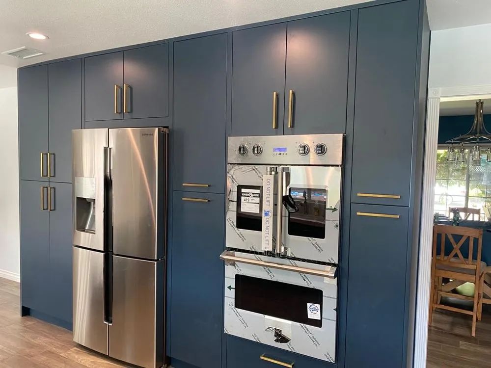 Slide of LG Builders