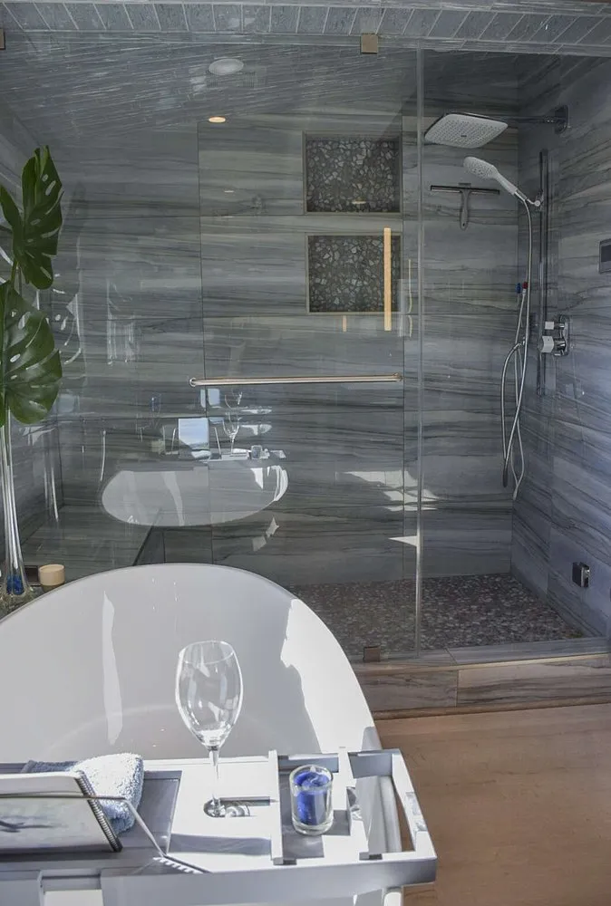 Slide of LG Builders