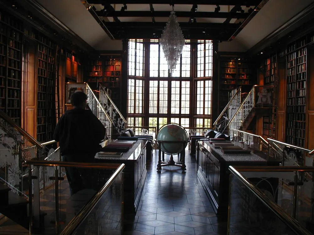 Slide of LG Building and Remodeling