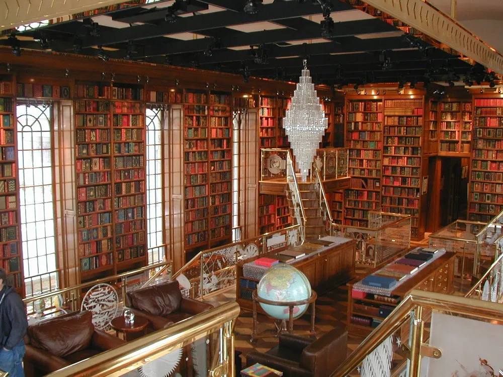 Slide of LG Building and Remodeling