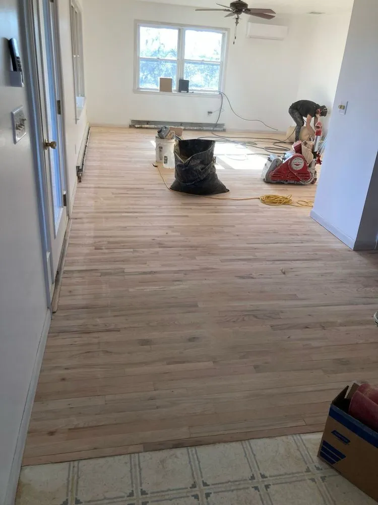 Slide of L&G General Contractors