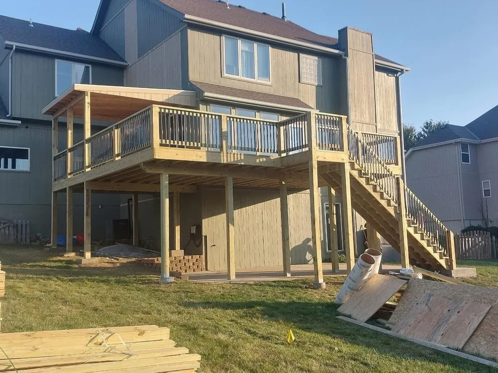 Slide of L&G General Contractors