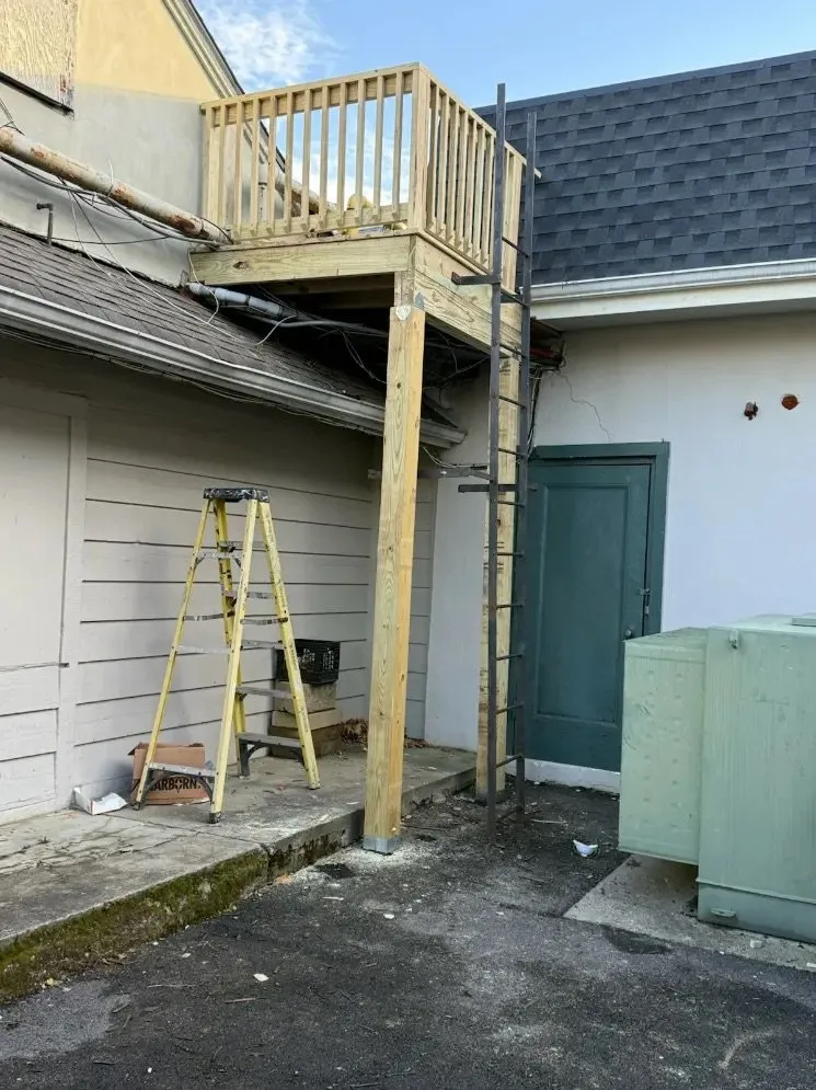 Slide of L&G General Contractors