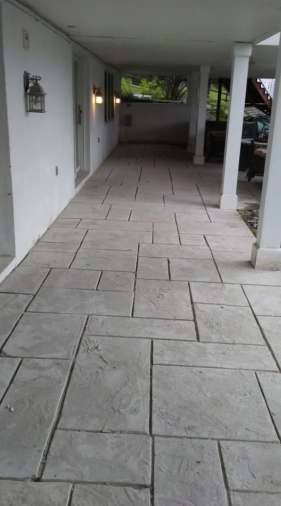 Slide of LG Painting Service