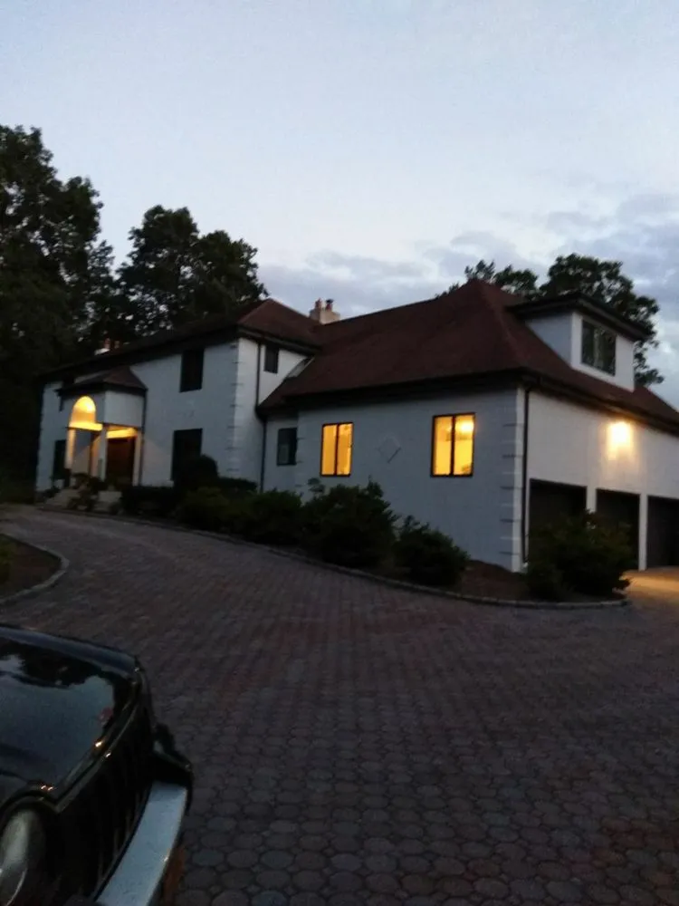 Slide of LG Painting Service