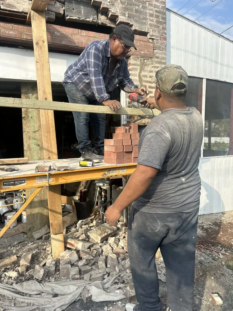 Slide of L&G Roofing & Masonry