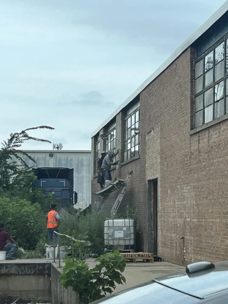 Slide of L&G Roofing & Masonry