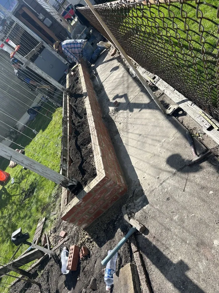 Slide of L&G Roofing & Masonry