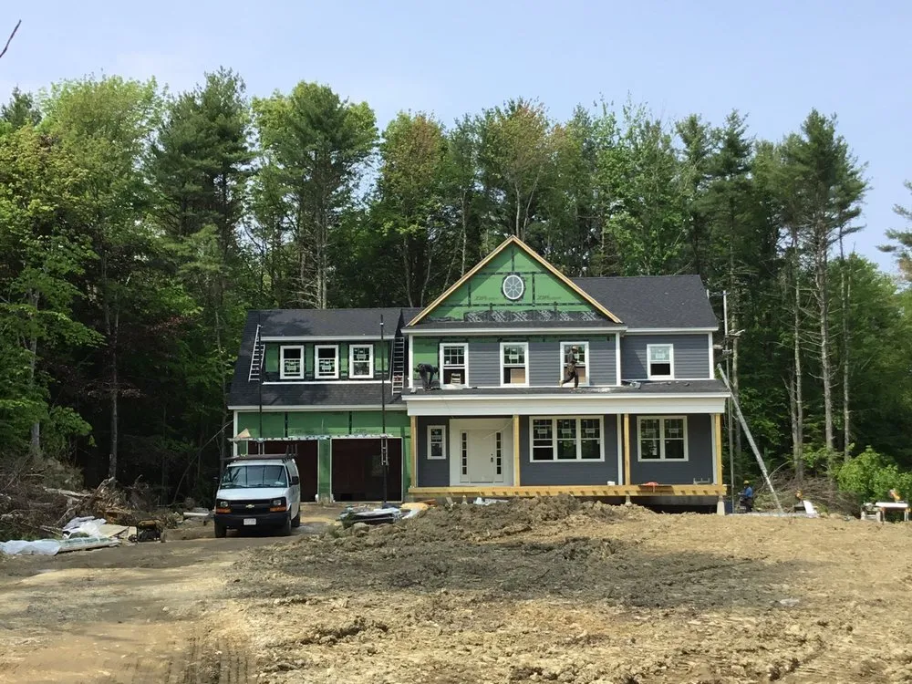 Slide of LG Roofing & Siding Services