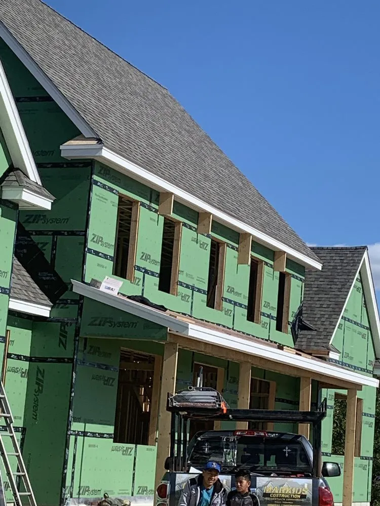 Slide of LG Roofing & Siding Services