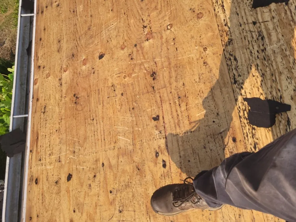 Expert roof leak repair experts serving Evington, VA - Lgd Construction