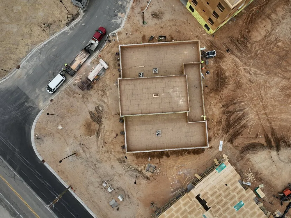 Slide of Lgr Construction Services