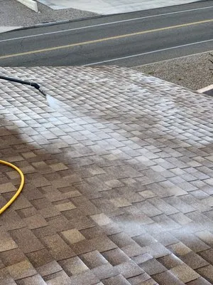 LHC Roof Savers Logo