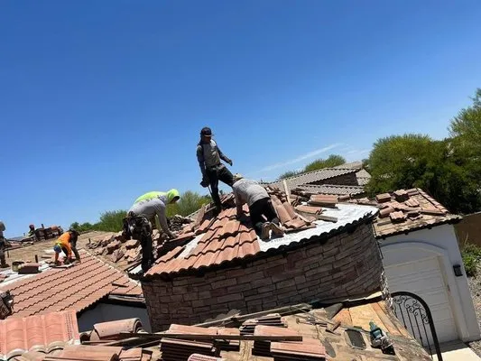 LHF Roofing Logo