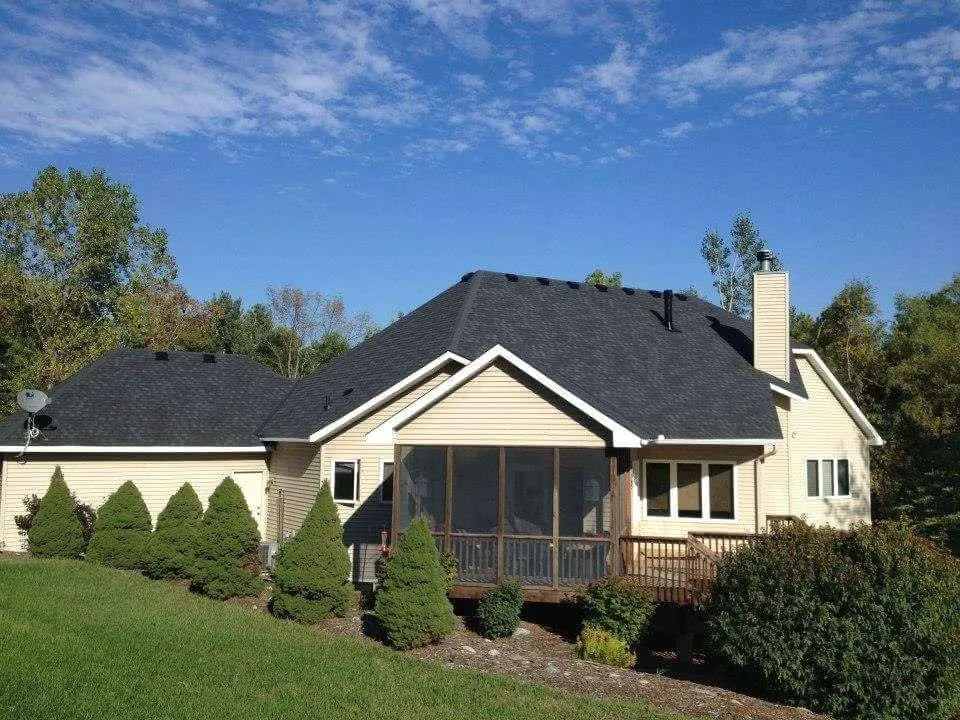 Slide of Liberte Construction