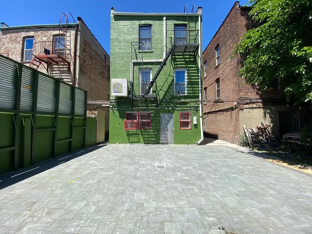 Slide of Liberty General Contracting