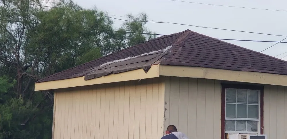 Slide of Licea Roofing