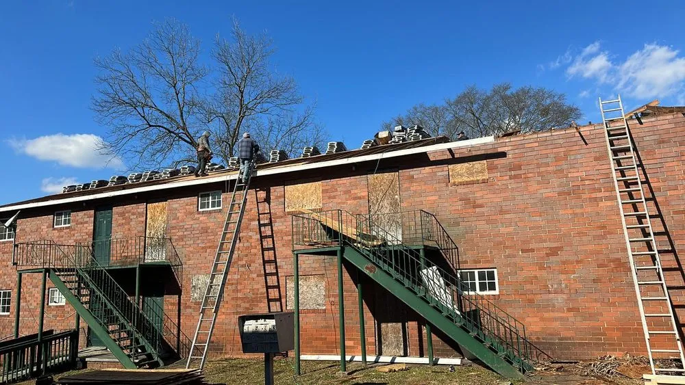 Slide of Licon Roofing Service