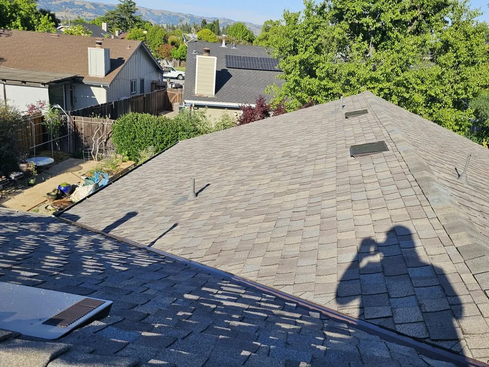 Slide of Lico's Roofing Company Inc