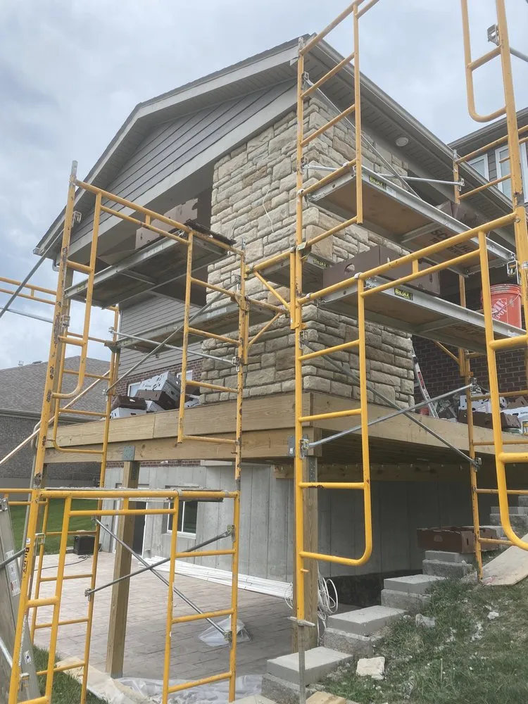 Slide of Lifeline Contracting