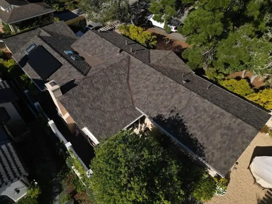 Lifetime Roofing & Renovation Logo