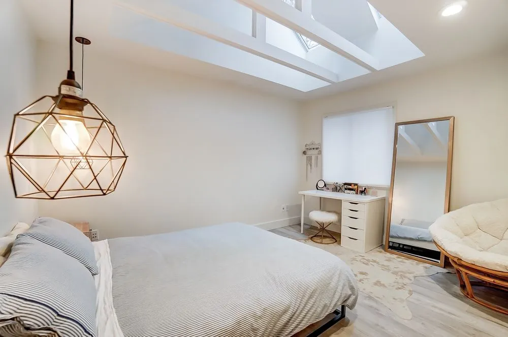 Slide of Light Benders