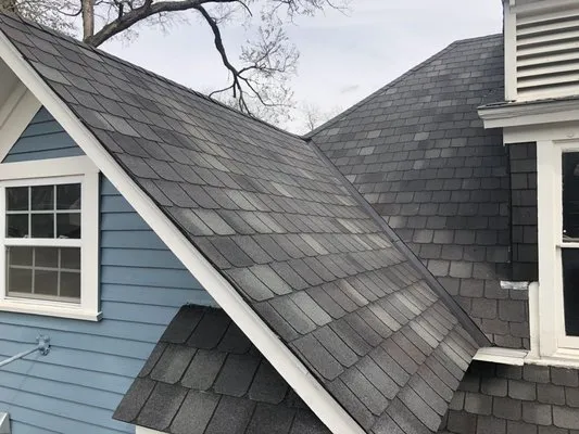 Lighthouse Contractors Logo