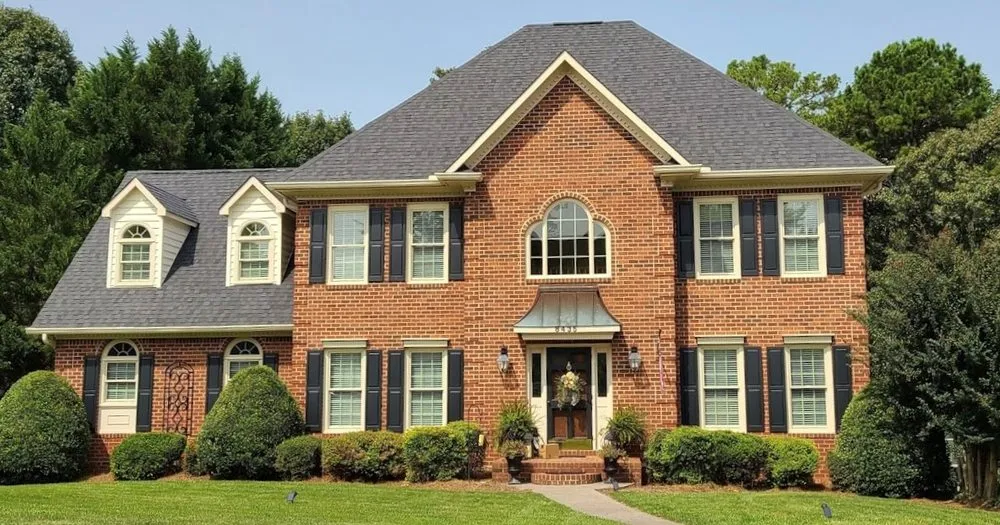 Slide of Lighthouse Roofing