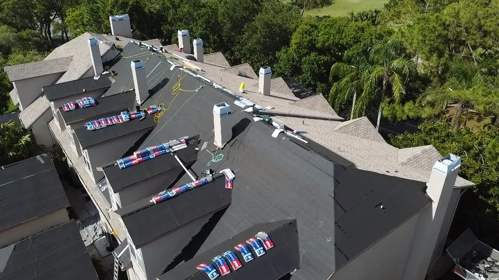 Slide of Lightning Fast Roofing and Solar